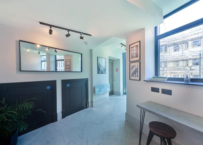 Modern Studio Located In Central Hastings